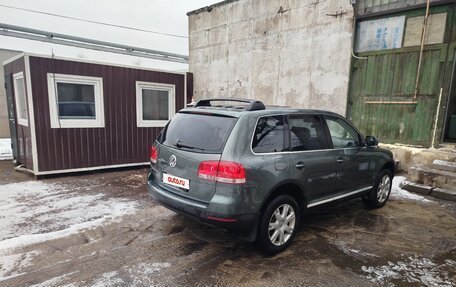 Volkswagen Touareg III, 2005 год, 1 300 000 рублей, 4 фотография