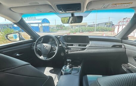 Lexus ES VII, 2020 год, 3 990 000 рублей, 2 фотография