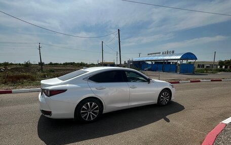 Lexus ES VII, 2020 год, 3 990 000 рублей, 4 фотография