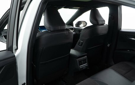 Toyota Camry, 2024 год, 3 798 999 рублей, 13 фотография