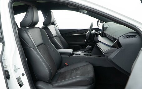 Toyota Camry, 2024 год, 3 798 999 рублей, 10 фотография