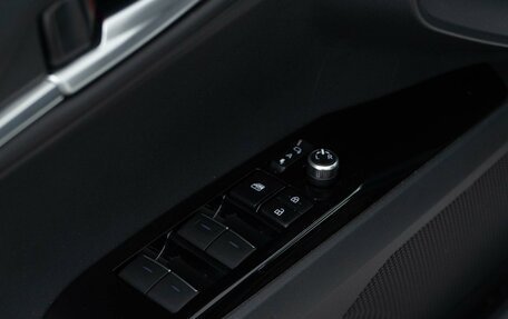 Toyota Camry, 2024 год, 3 798 999 рублей, 21 фотография
