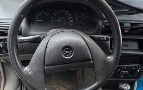 Opel Astra F, 1992 год, 265 000 рублей, 15 фотография