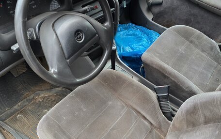 Opel Astra F, 1992 год, 265 000 рублей, 10 фотография