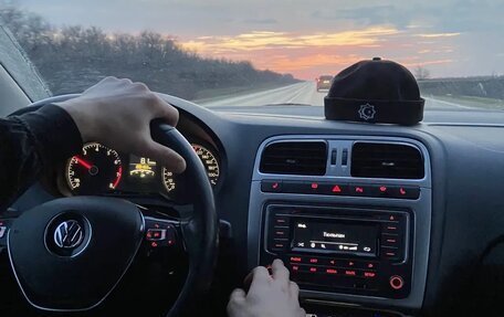 Volkswagen Polo VI (EU Market), 2016 год, 1 050 000 рублей, 7 фотография