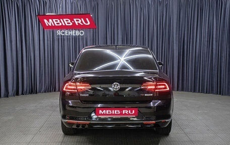 Volkswagen Passat B8 рестайлинг, 2017 год, 1 798 000 рублей, 6 фотография