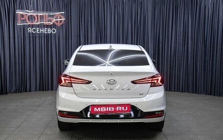 Hyundai Elantra VI рестайлинг, 2019 год, 1 598 000 рублей, 6 фотография