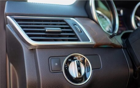 Mercedes-Benz GL-Класс, 2015 год, 4 000 000 рублей, 13 фотография