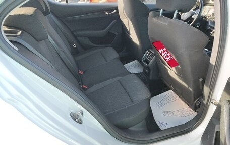 Skoda Octavia IV, 2021 год, 1 970 000 рублей, 13 фотография