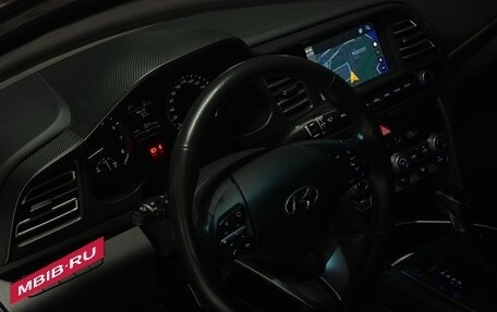 Hyundai Elantra VI рестайлинг, 2020 год, 1 850 000 рублей, 12 фотография