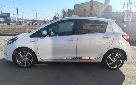 Toyota Yaris III рестайлинг, 2018 год, 1 599 000 рублей, 5 фотография