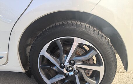 Toyota Yaris III рестайлинг, 2018 год, 1 599 000 рублей, 8 фотография