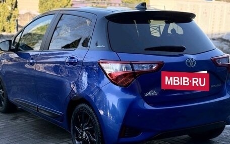 Toyota Yaris III рестайлинг, 2018 год, 1 599 000 рублей, 33 фотография