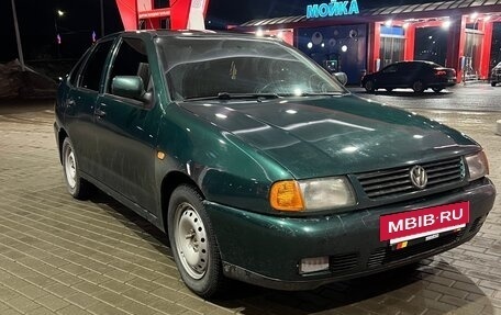 Volkswagen Polo III рестайлинг, 1999 год, 250 000 рублей, 3 фотография