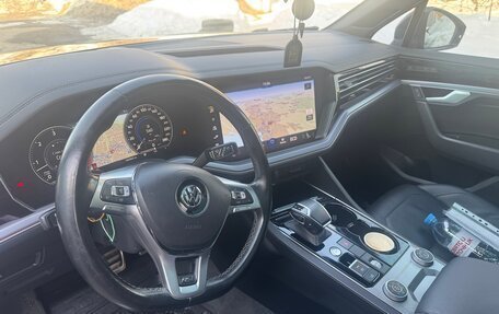 Volkswagen Touareg III, 2019 год, 5 500 000 рублей, 10 фотография