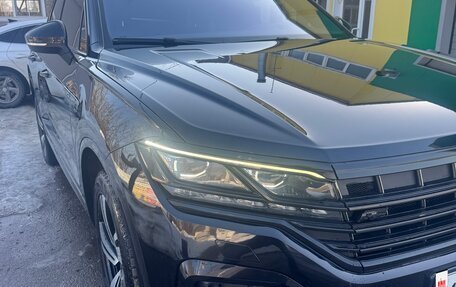 Volkswagen Touareg III, 2019 год, 5 500 000 рублей, 7 фотография