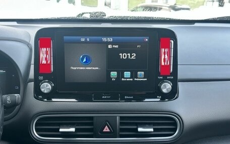 Hyundai Kona I, 2018 год, 1 979 000 рублей, 12 фотография