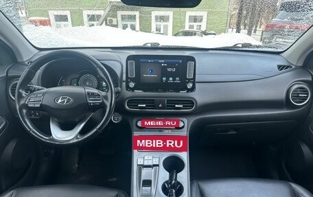 Hyundai Kona I, 2018 год, 1 979 000 рублей, 10 фотография