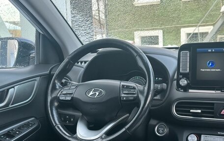 Hyundai Kona I, 2018 год, 1 979 000 рублей, 18 фотография