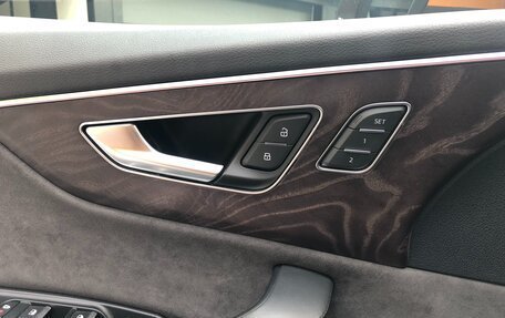 Audi Q8 I, 2018 год, 6 090 000 рублей, 32 фотография