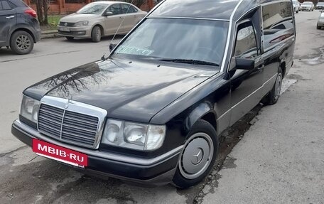 Mercedes-Benz W124, 1990 год, 1 200 000 рублей, 3 фотография