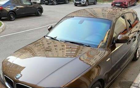 BMW 1 серия, 2010 год, 650 000 рублей, 1 фотография