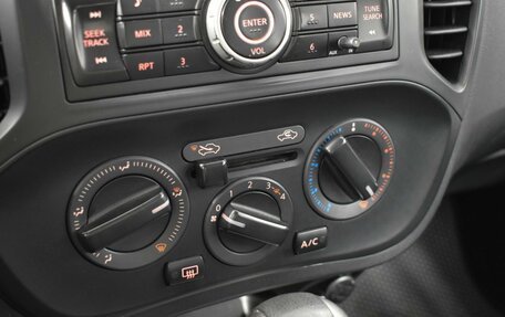 Nissan Juke II, 2014 год, 867 200 рублей, 16 фотография