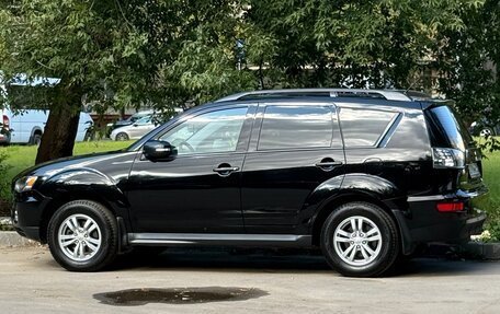 Mitsubishi Outlander III рестайлинг 3, 2011 год, 1 100 000 рублей, 9 фотография