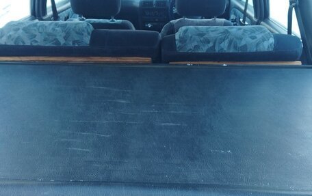 Nissan Wingroad I, 1998 год, 235 000 рублей, 1 фотография