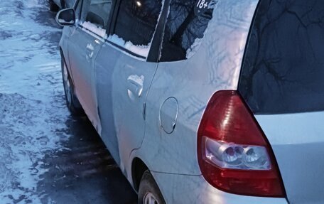 Honda Fit III, 2001 год, 520 000 рублей, 30 фотография