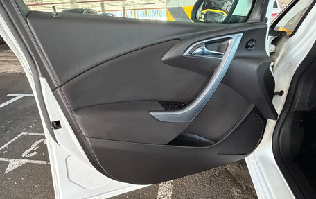 Opel Astra J, 2013 год, 1 090 000 рублей, 11 фотография