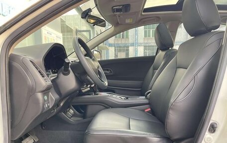 Honda Vezel, 2020 год, 1 490 000 рублей, 5 фотография