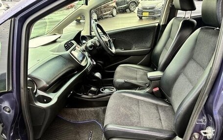 Honda Fit Shuttle I рестайлинг, 2015 год, 690 000 рублей, 11 фотография