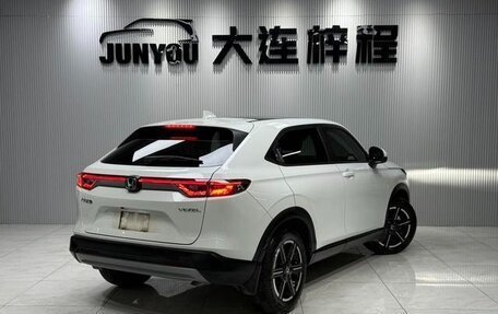 Honda Vezel, 2023 год, 2 200 000 рублей, 6 фотография