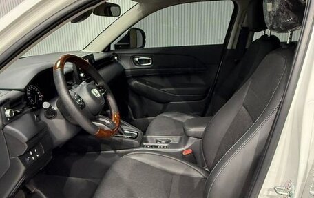 Honda Vezel, 2023 год, 2 200 000 рублей, 16 фотография