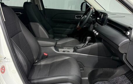 Honda Vezel, 2023 год, 2 200 000 рублей, 9 фотография