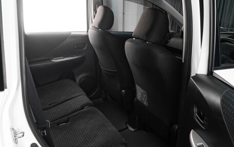 Toyota Ractis I, 2009 год, 749 000 рублей, 11 фотография