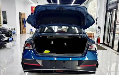 Hyundai Elantra, 2023 год, 1 800 077 рублей, 8 фотография