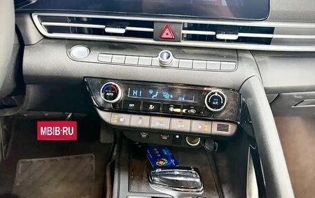 Hyundai Elantra, 2023 год, 1 800 077 рублей, 10 фотография