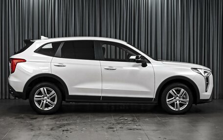 Haval Jolion, 2024 год, 1 899 000 рублей, 5 фотография