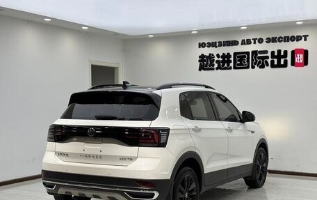 Volkswagen T-Cross I, 2022 год, 1 830 000 рублей, 6 фотография