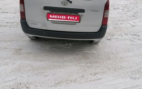 Toyota Probox I, 2003 год, 460 000 рублей, 3 фотография