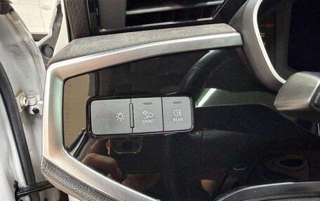 Audi Q3, 2022 год, 2 420 000 рублей, 10 фотография