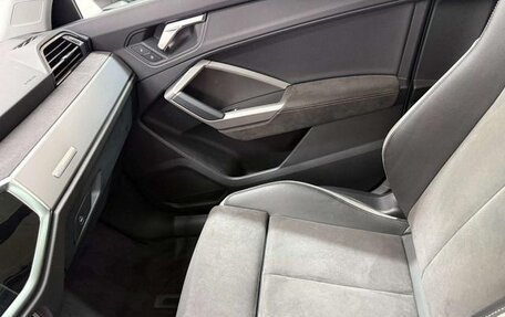 Audi Q3, 2022 год, 2 420 000 рублей, 14 фотография