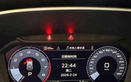 Audi Q3, 2022 год, 2 420 000 рублей, 9 фотография