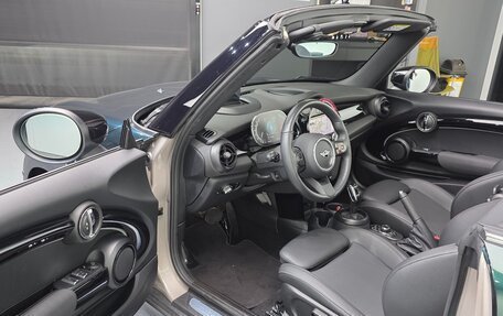 MINI Cabrio, 2024 год, 2 700 000 рублей, 11 фотография