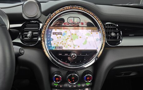 MINI Cabrio, 2024 год, 2 700 000 рублей, 18 фотография