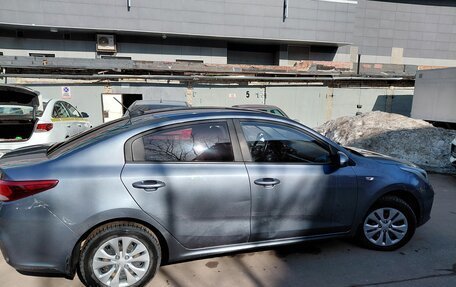 KIA Rio IV, 2018 год, 1 100 000 рублей, 3 фотография