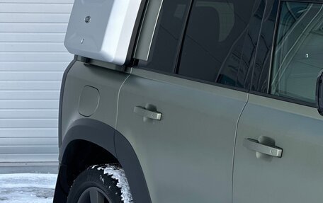 Land Rover Defender II, 2021 год, 5 950 000 рублей, 7 фотография