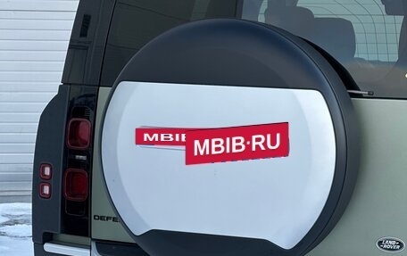 Land Rover Defender II, 2021 год, 5 950 000 рублей, 10 фотография